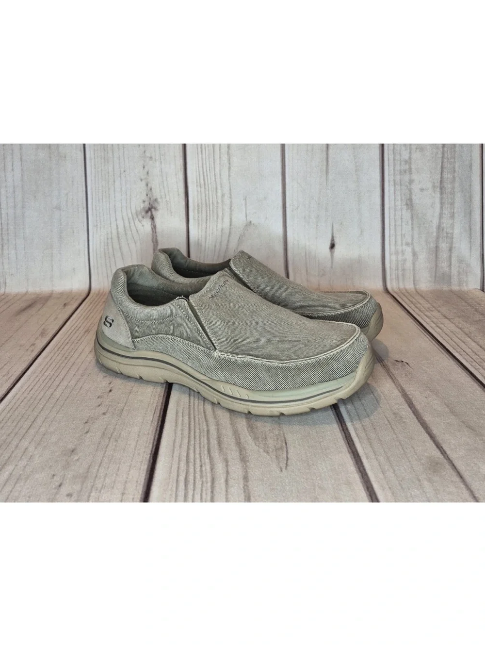 Skechers Men's Size 12 Relaxed Fit Expected Avillo Slip-On Shoes Khaki Canvas